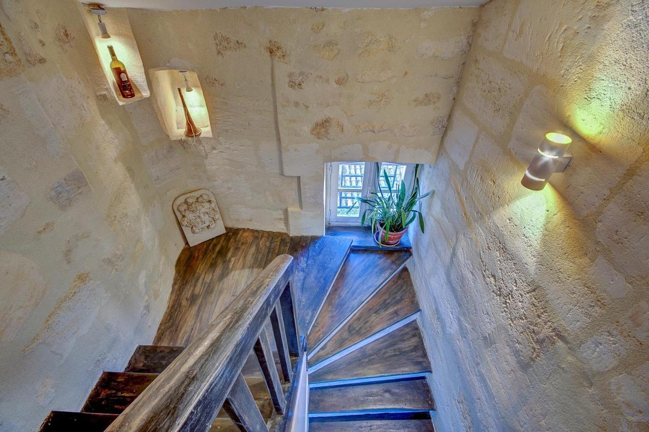 Le Secret De Bacchus By Cocoonr Appartement Bordeaux Buitenkant foto